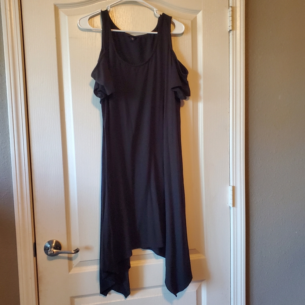 Torrid Cold Shoulder Asymmetrical hem